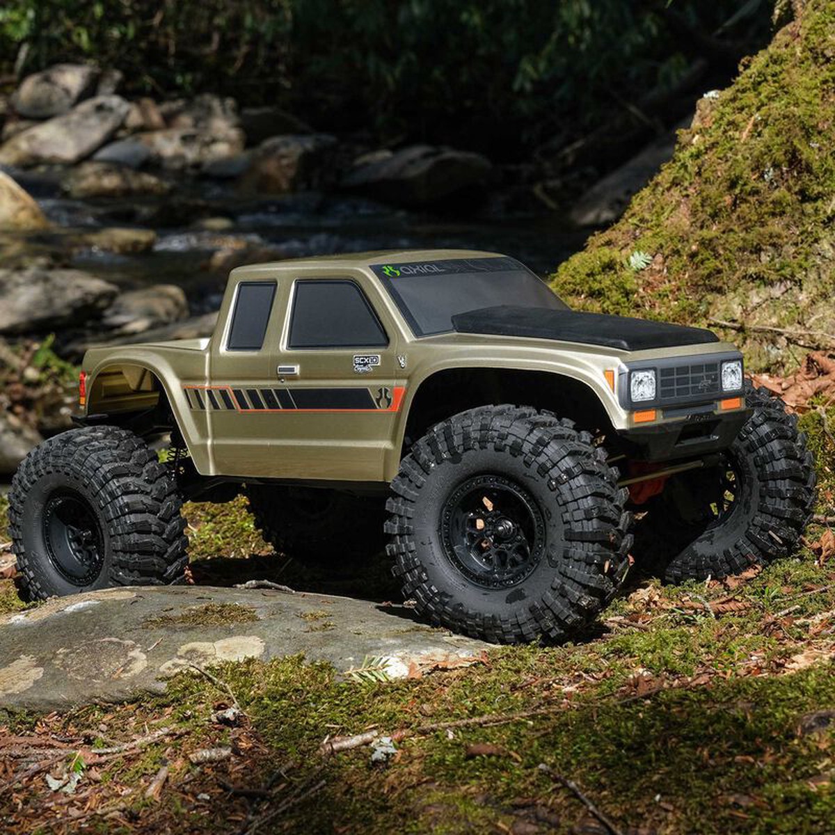 1/10 SCX10 III Coyote 4X4 RTR Rock Crawler (Battery & Charger Included), Gold
